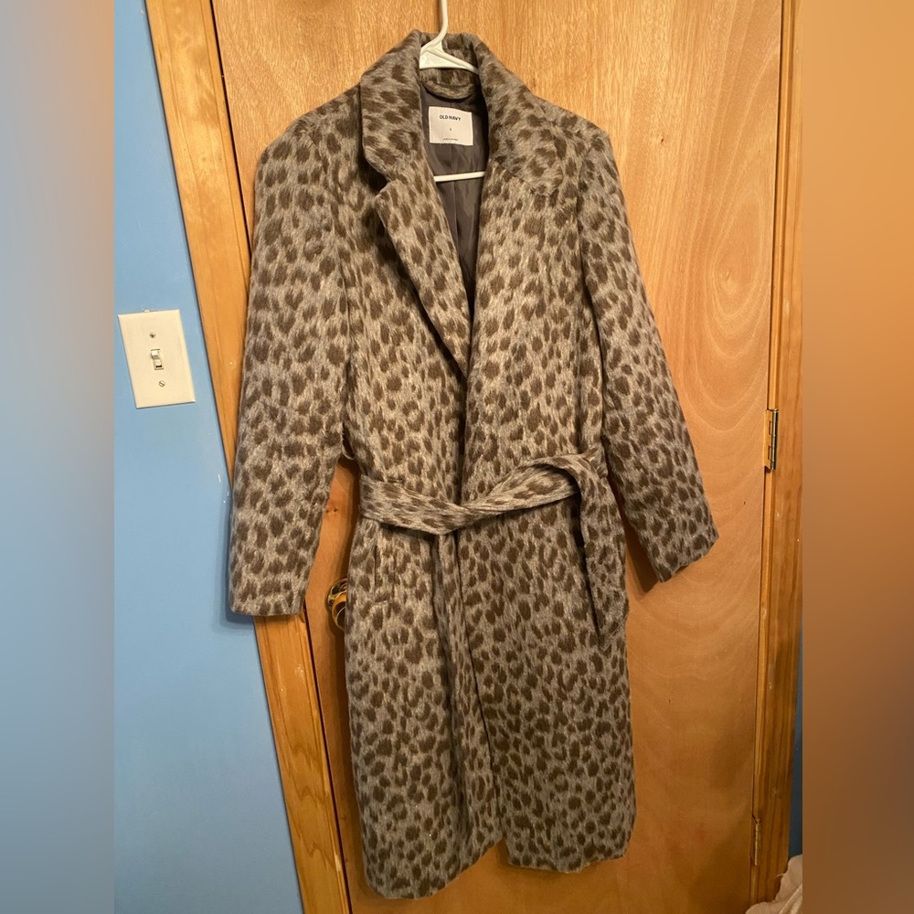 Old Navy Leopard Print Winter Coat ❄️☁️